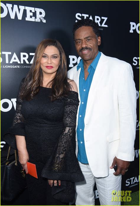 Beyonce S Mom Tina Knowles Lawson Files For Divorce From Richard Lawson