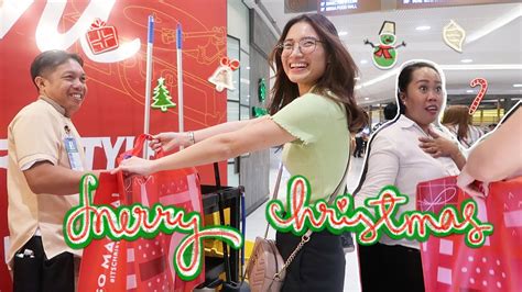 Giving Strangers Christmas Ts Angel Yeo Youtube