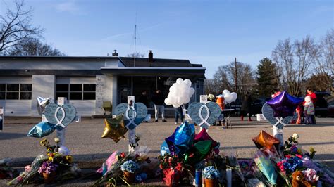 Neighbors: Rockford killing spree suspect took care of family yard