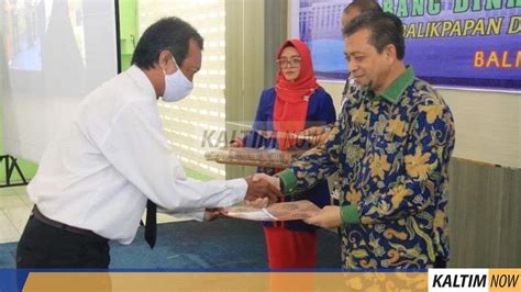 Wagub Serahkan Sk Pengangkatan Pppk 105 Guru Honorer Di Balikpapan Dan