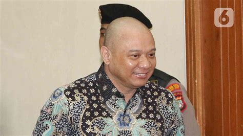 Pengacara Sebut Hakim Gunakan Replik JPU Dalam Sidang Vonis Teddy