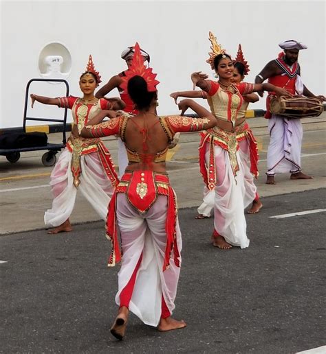 Traditional Dance Colombo Sri Lanka Fashion Drawing Sketches