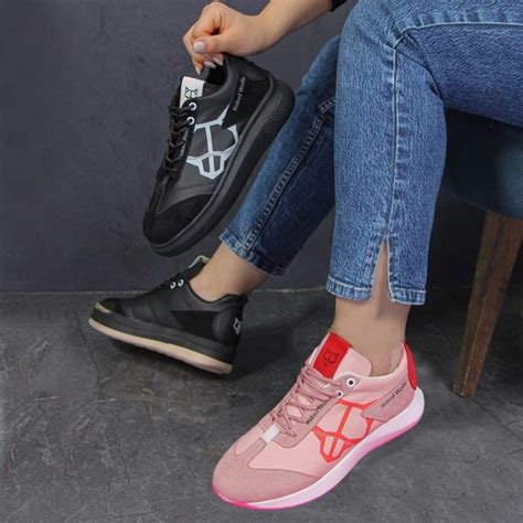 خرید و قیمت کتونی طبی زنانه نیکدولف Naked Wolf ترب