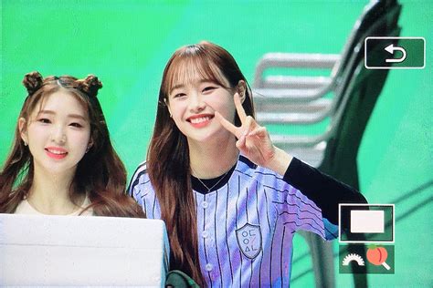 Kim Jiwoo Lq And Chuu Image 7947315 On Favim