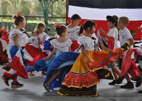 Costa Rica Traditional Dance