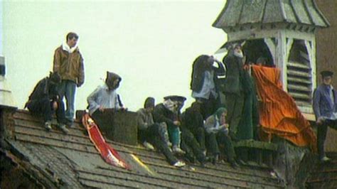 Strangeways Riot Ex Inmates Recall Siege 25 Years On Bbc News