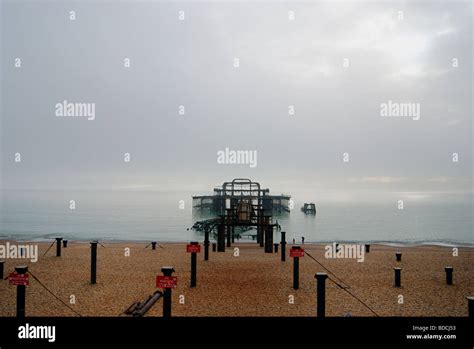 The Ruined West Pier Brighton On A Misty Day Stock Photo Alamy