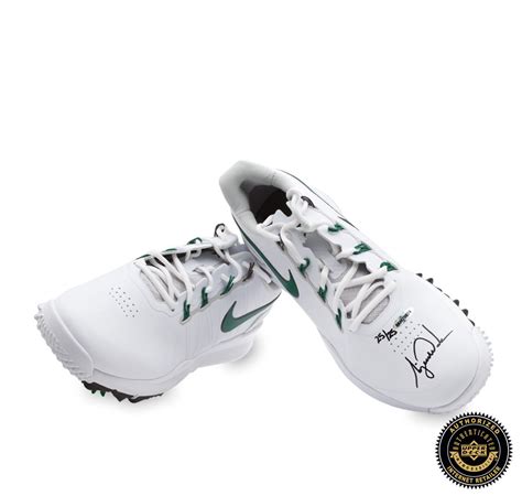 Tiger Woods Signed Nike TW14 Golf Shoes - Green & White - LE – SPORTSCRACK