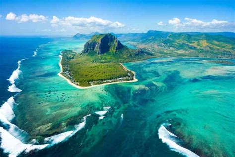 Mauritius Embrace Paradise In The Heart Of The Indian Ocean Wanderela