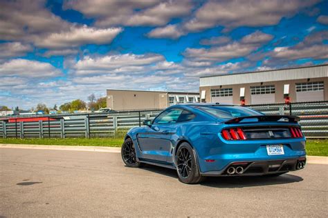 2019 Ford Mustang Shelby GT350: A friendlier track animal - CNET