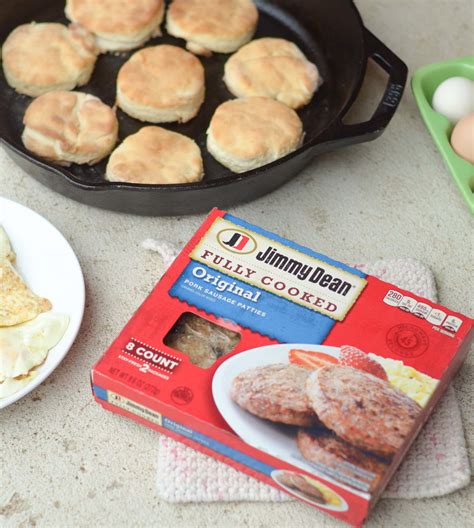 Homemade Buttermilk Biscuits with Sausage & Egg - Mommy Hates Cooking