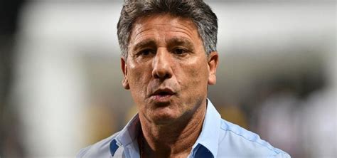 Renato Gaúcho Defende Paralisação Do Brasileirão Mas Internautas