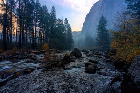 Premium Photo A View Of Merced River In Yosemite Valley