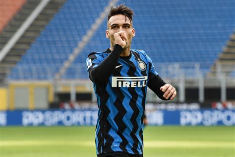 Photo Inter Forward Lautaro Martinez Champions Of Italy