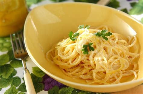 塩レモンのクリームパスタ【e・レシピ】料理のプロが作る簡単レシピ20140825公開のレシピです。