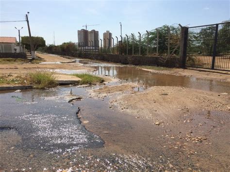 G Gua Limpa Jorra No Centro E Em Bairro De Petrolina Pe Not Cias