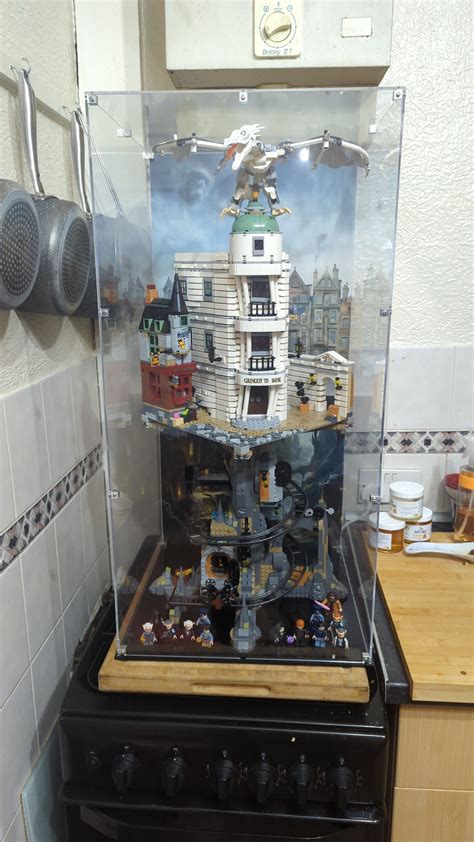 LEGO Gringotts Wizarding Bank Collectors Edition 76417 Display Case