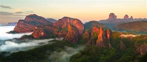 丹霞山世界地质公园入选广东最美森林旅游目的地，周末约起！仁化国家自然保护区