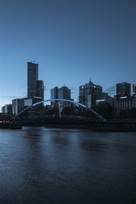 Melbourne CBD at night editorial image. Image of skyline - 179842690