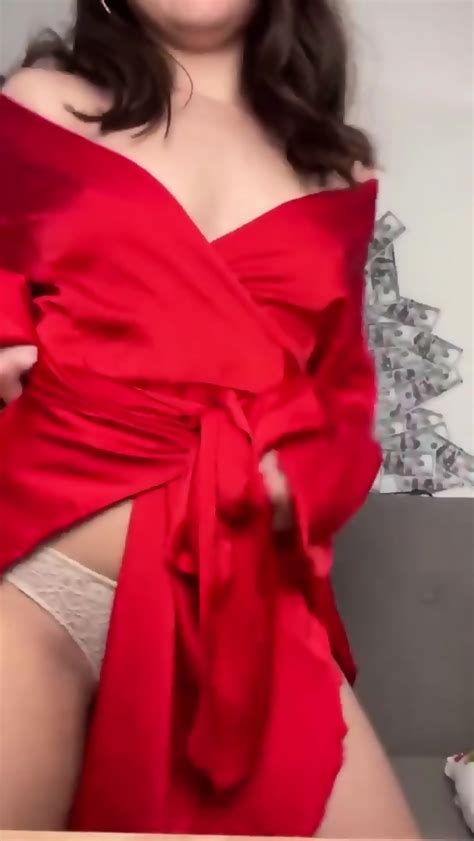 Thick Robe Redrobe Prettywoman Brunette Dancing Twerking