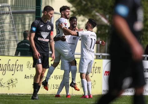 Fc Villingen Nullachter Schlagen Cfr Pforzheim Mit Fu Ball