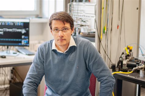 Quantum physicist uses graphene ribbons to build nanoscale power plants