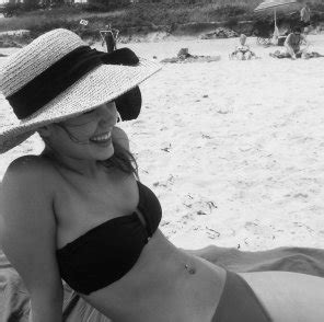 Lusty Pale Skin Beauty Photo HD Porn Tube