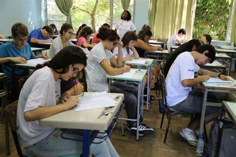 Nota do Enem é aceita para ingresso em 27 universidades de Portugal