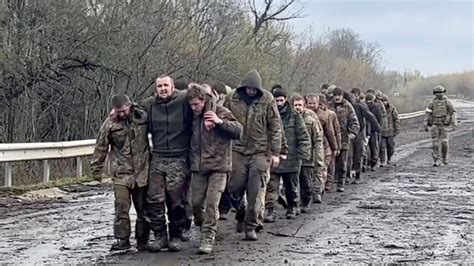 Foto Babak Belur Ribuan Tentara Ukraina Ditarik Mundur Jenderal Tarnavskyi