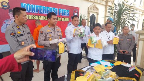 Polda Jambi Berhasil Bongkar Penyelundupan Narkotika