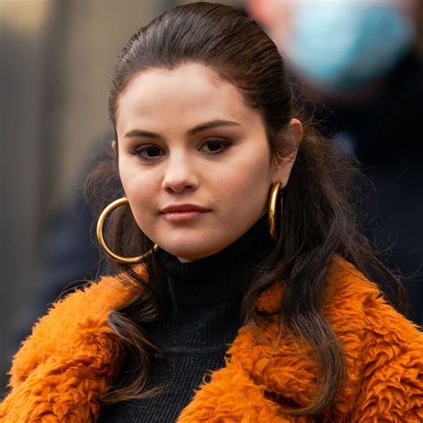 Selena Gomez Reveals Approach To Social Media That Saved My Life