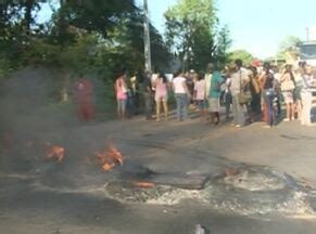 Bahia Meio Dia Salvador Em Protesto Moradores De Itabuna Fecham