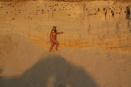 Be Naked On Sunset Lighting All In Orange Pics Xhamster