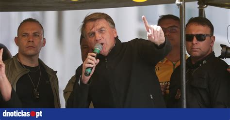 Bolsonaro Inicia Campanha Citando Fantasma Do Comunismo Contra Lula Da