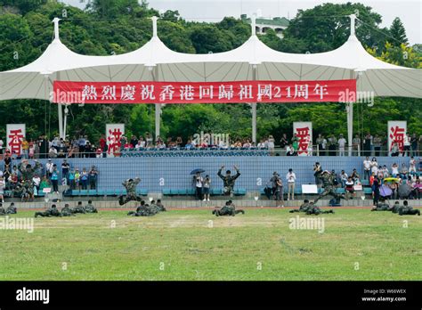 Soldiers Of Pla Peoples Liberation Army Hong Kong Garrison Preform