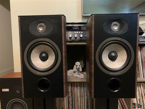 Focal Aria Way Bass Reflex Bookshelf Speakers Pair Dark Walnut