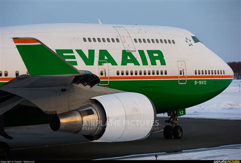 B-16412 - Eva Air Boeing 747-400 at New Chitose | Photo ID 872158 ...