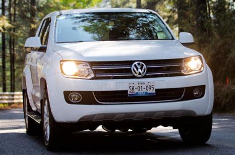 Volkswagen Amarok Startline At M Tdi Conduciendo