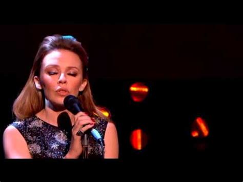 [VIDEO] Never Too Late Live @ Jonathan Ross Show (Kylie Minogue ...