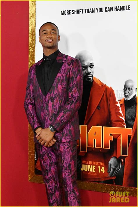 Samuel L. Jackson Brings 3 Generations of 'Shaft' to NYC Premiere ...