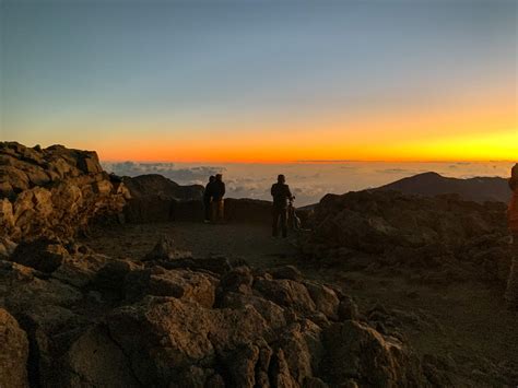Is it Worth Doing a Haleakala Sunrise Tour on Maui? (2023)