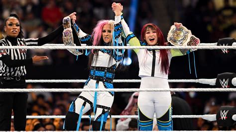 Damage Ctrl Def Alexa Bliss Asuka To Win The Wwe Womens Tag Team