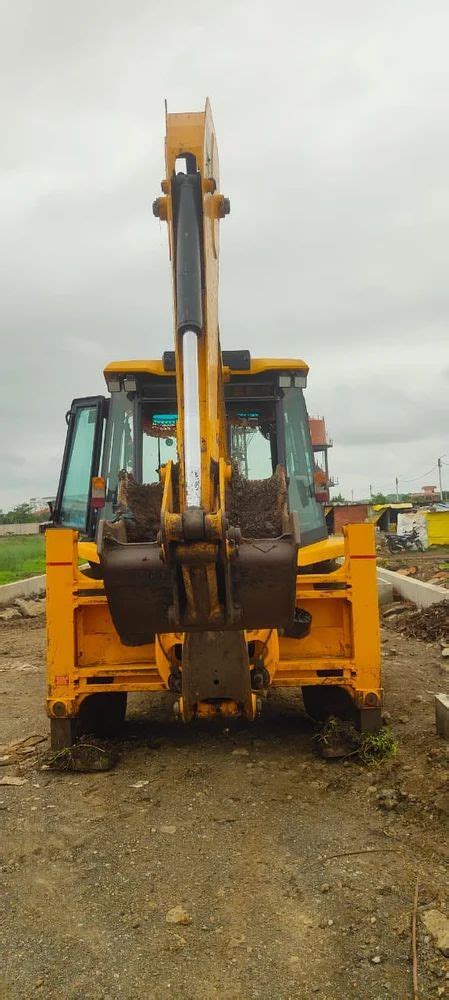 Jcb 3dx Xtra Backhoe Loader 2022 August Model 55 Kw At Rs 3000000 In