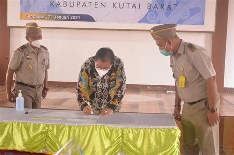 Pencanangan Pembangunan Zona Integritas Menuju WBK Dan WBBM Kantor BPN