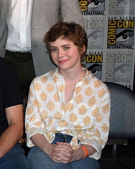 Sophia Lillis En 2024 Peinados Referencias De Diseño De Personajes