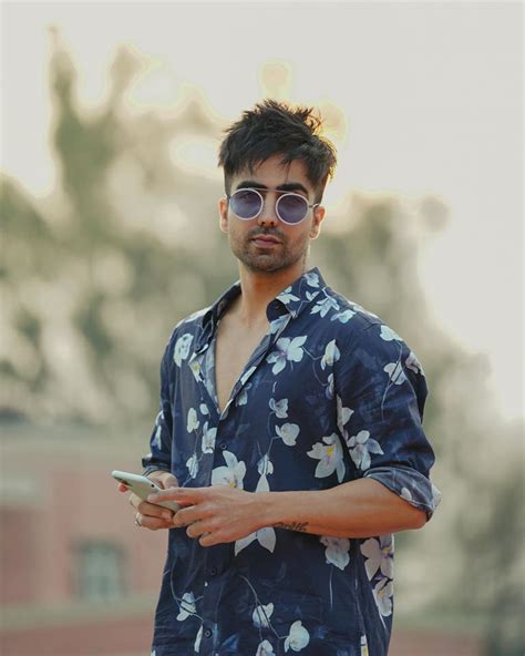 Book Hire Singer Hardy Sandhu For Events In Best Prices Starclinch