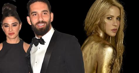 Shakira Y Arda Turan Ve Asl Han Do An Turan Misafir Edecek Son Dakika