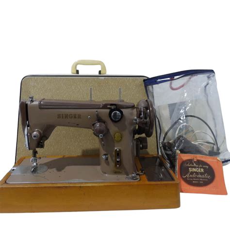 Vintage Singer Automatic Sewing Machine Model 306