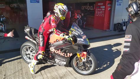 Sbk Razgatlioglu Mette La Firma Sulla Prima Giornata Di Test A Jerez