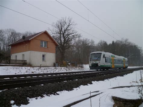 Der Winter ist zurück im Vogtland Hier ein VT 650 der Vogtlandbahn am